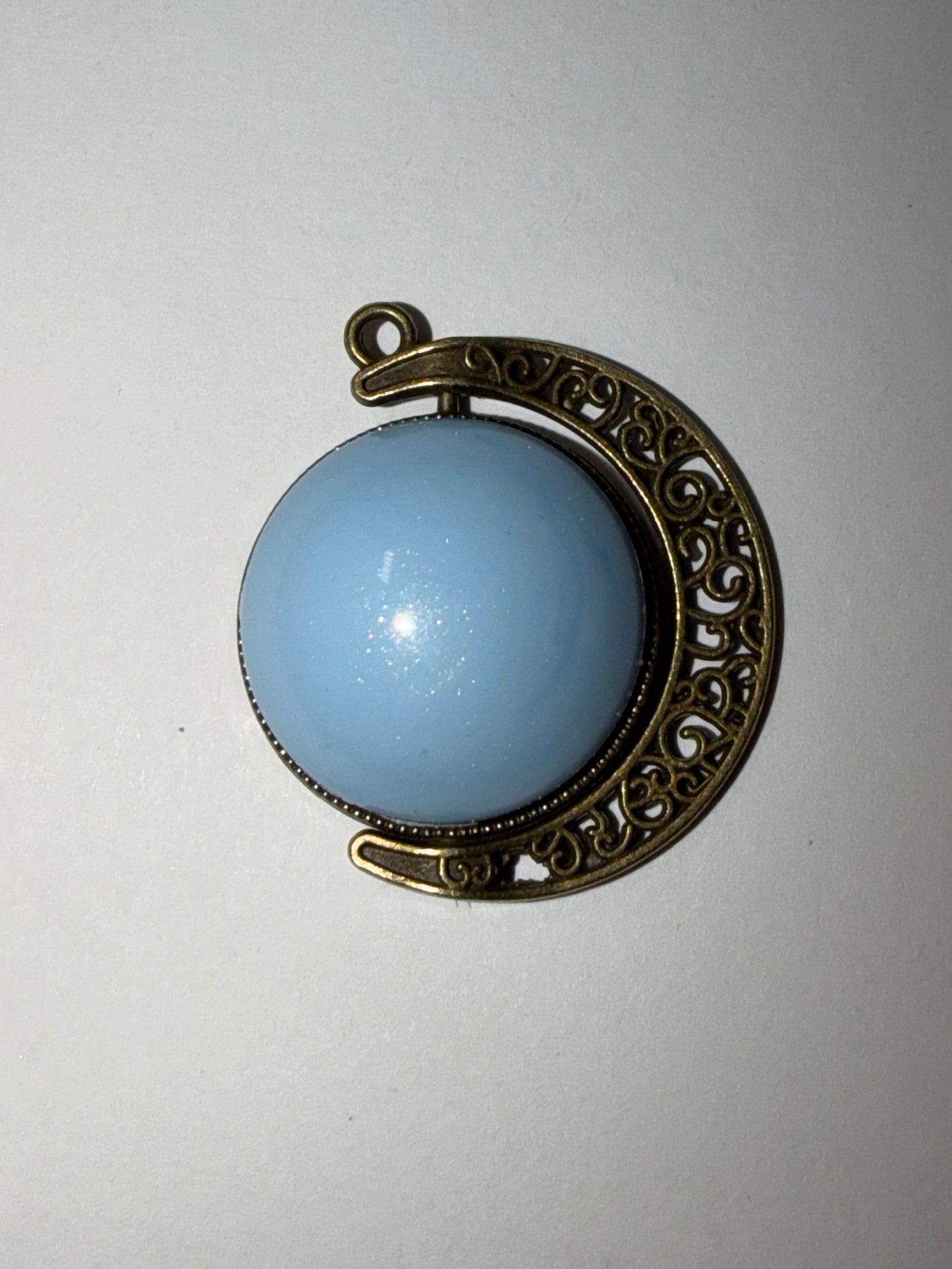 Pendant- Medium Round Design Options