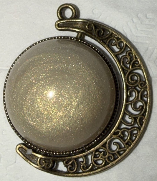 Pendant- Medium Round Design Options