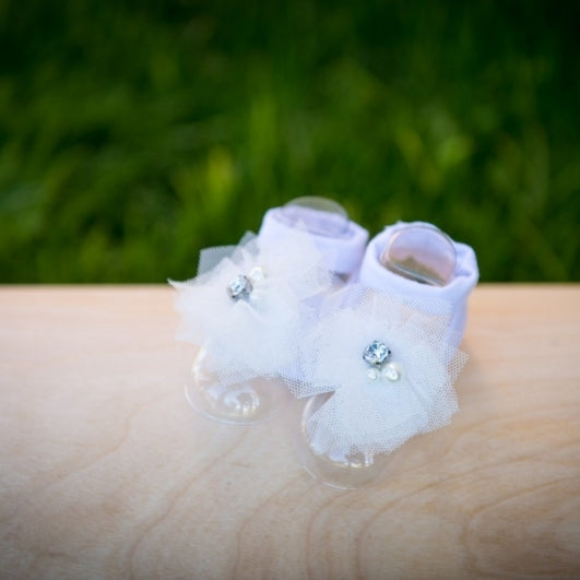 White Cotton & Tulle ToeBlooms Handmade Heirloom Barefoot Baby Sandals