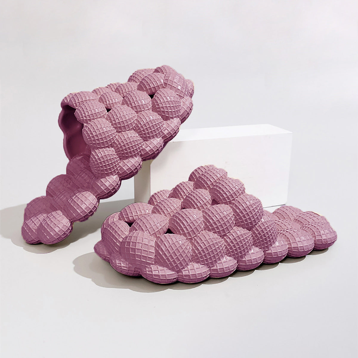 Unisex Solid Ultra Cushioned Bubble Slides; Bubble Slippers