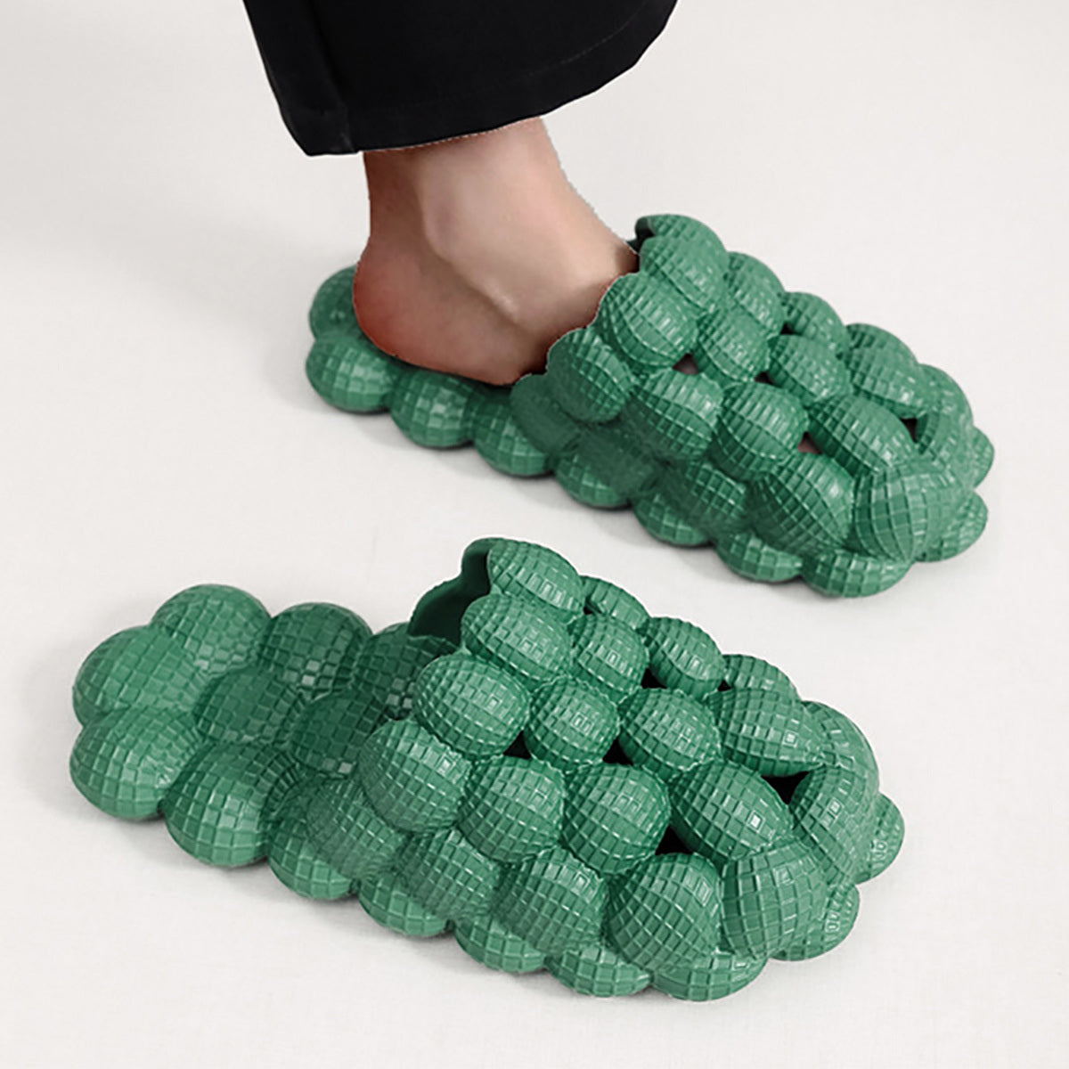 Unisex Solid Ultra Cushioned Bubble Slides; Bubble Slippers